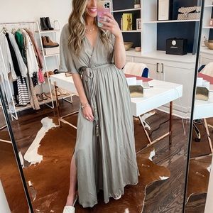 NWT Red Dress Boutique flowy maxi dress